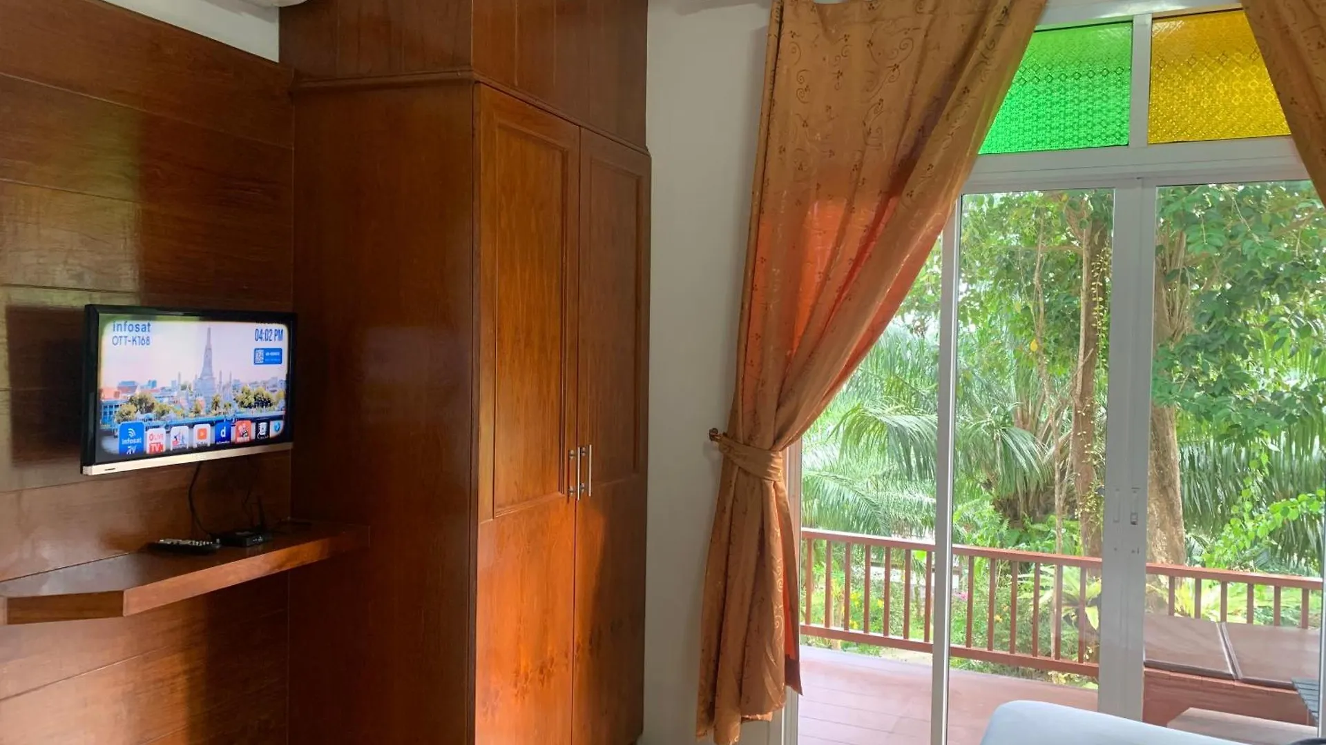 Pensjonat Hotel Phuchawee Lanta Ko Lanta